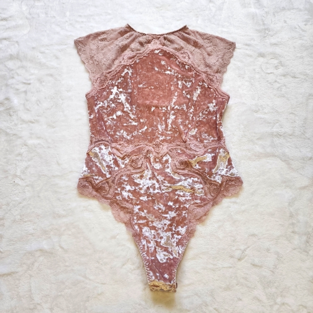 VICTORIA'S SECRET CRUSH VELVET BODY SUIT NWOT